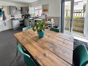 Photo 8- click for photo gallery